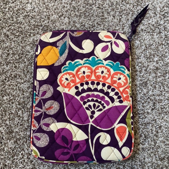 Vera Bradley Mini iPad / Tablet Quilted Case - Picture 4 of 6